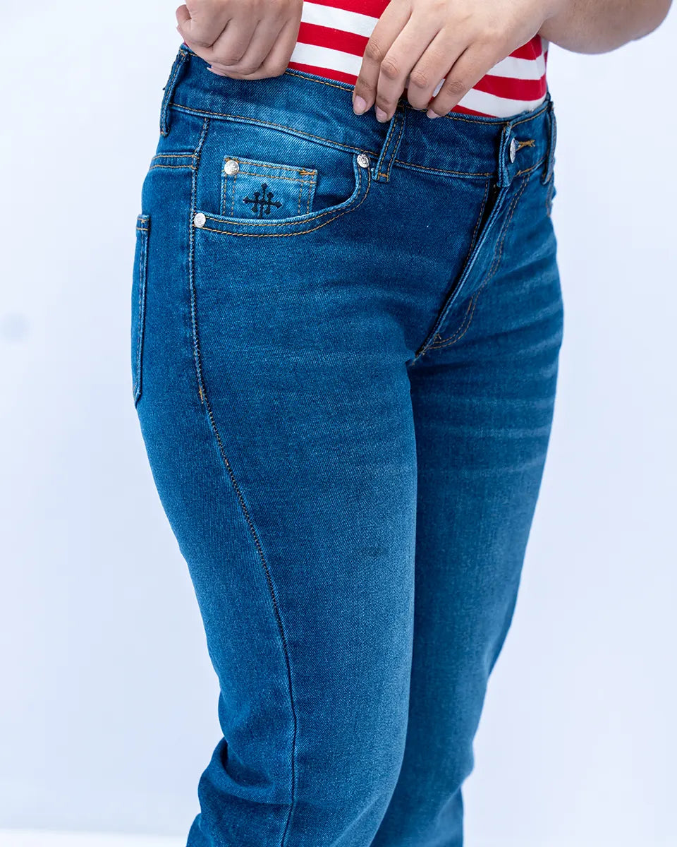 Mid blue denim jeans with logo 