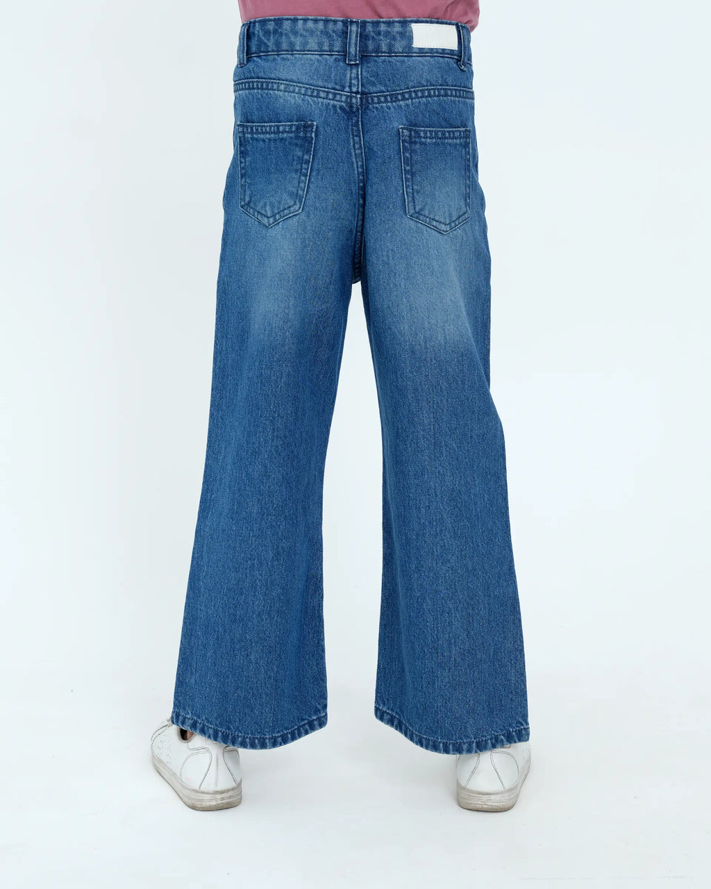 Mid blue straight fit jeans for girls