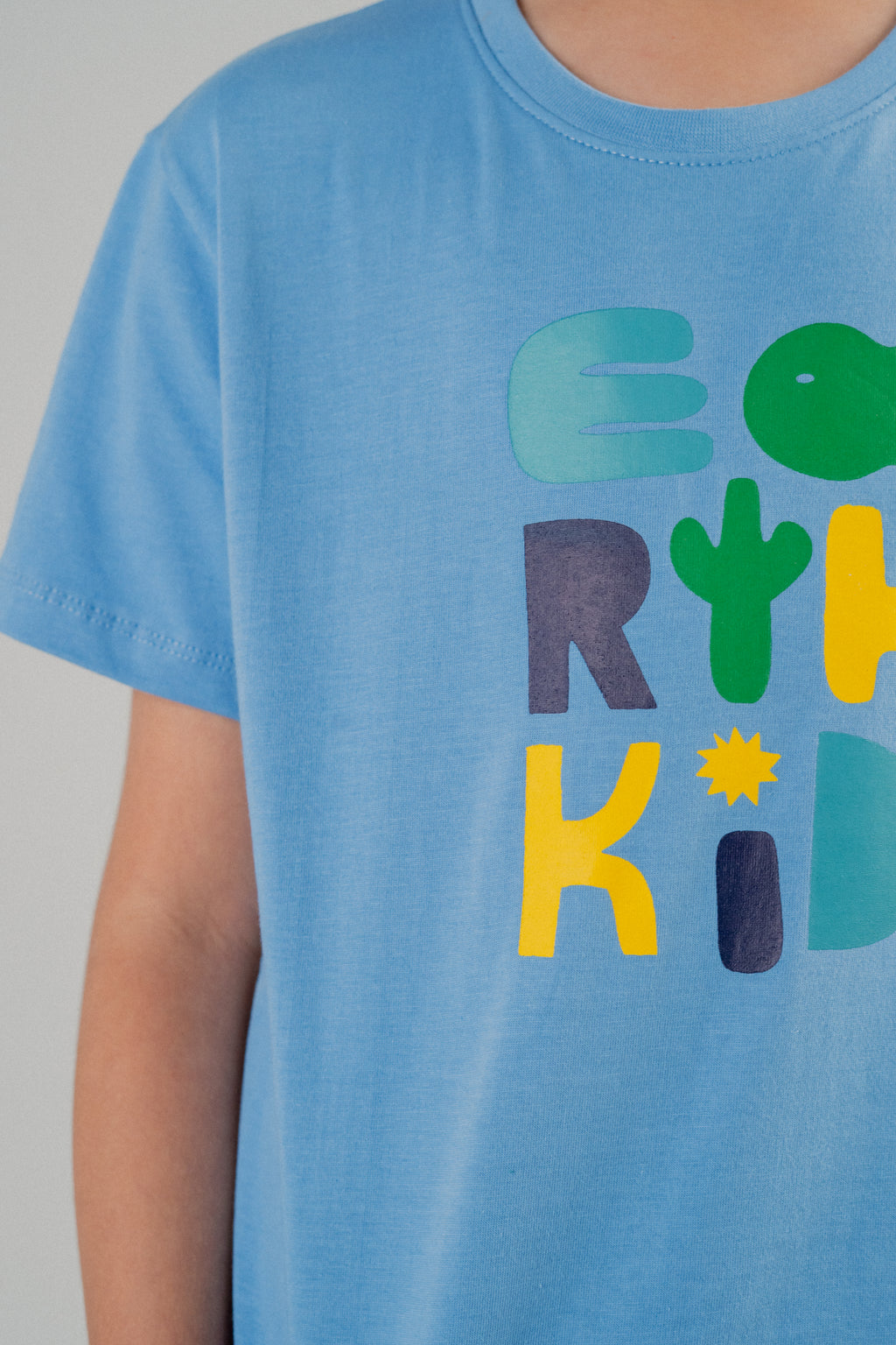 Modern Junior Boys T-shirt – Gray Dawn