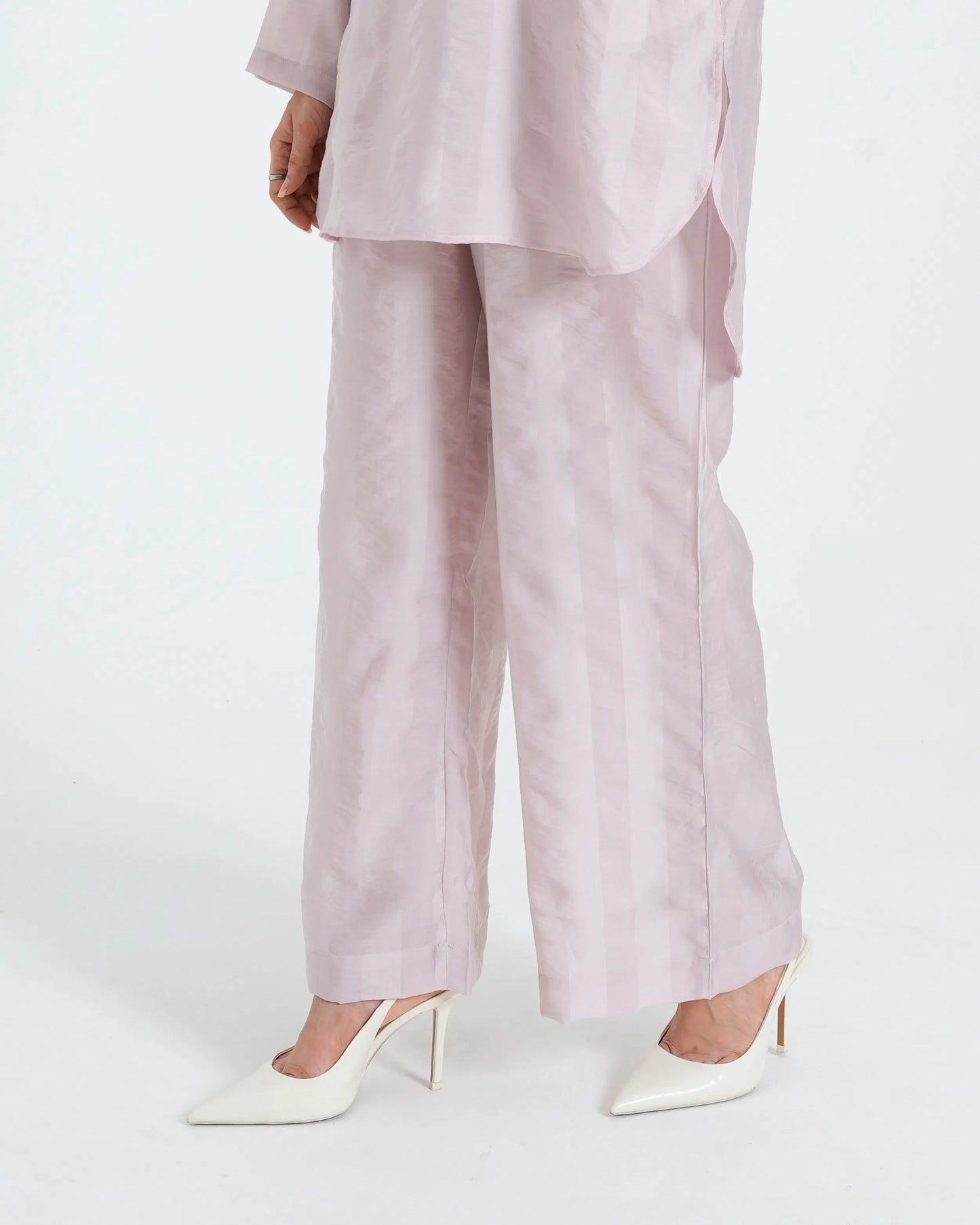 Soft pink co-ord set close up