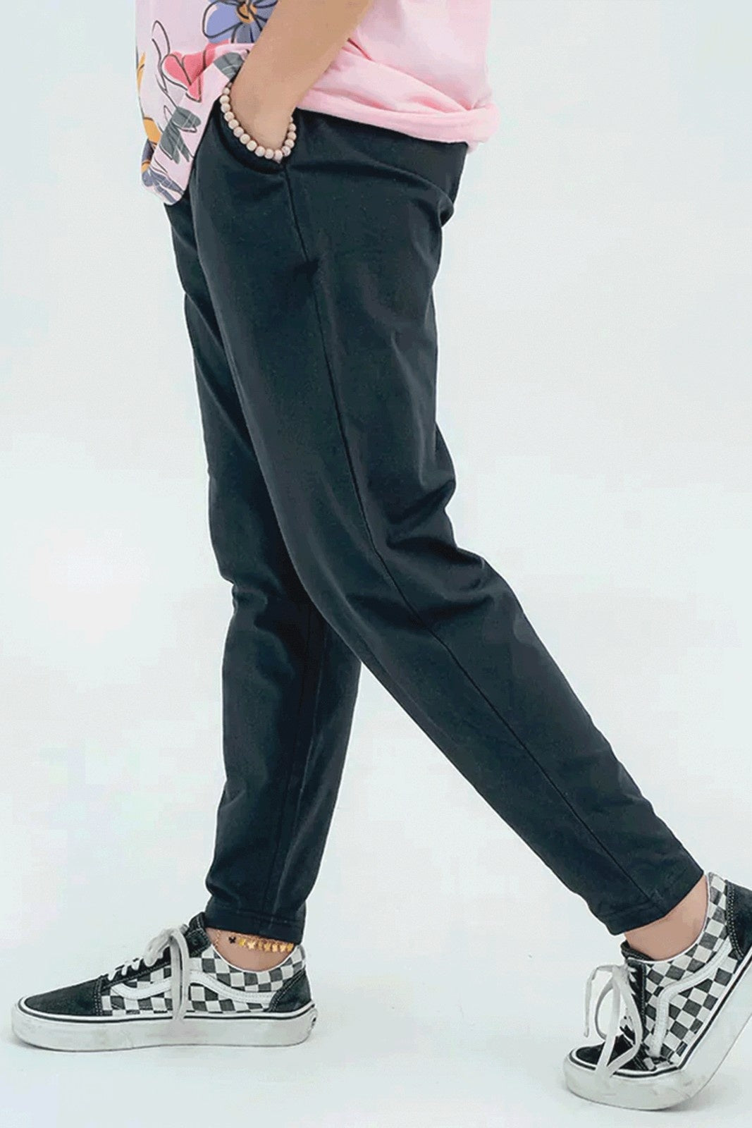 Women Basic Slouchy Trousers - Black