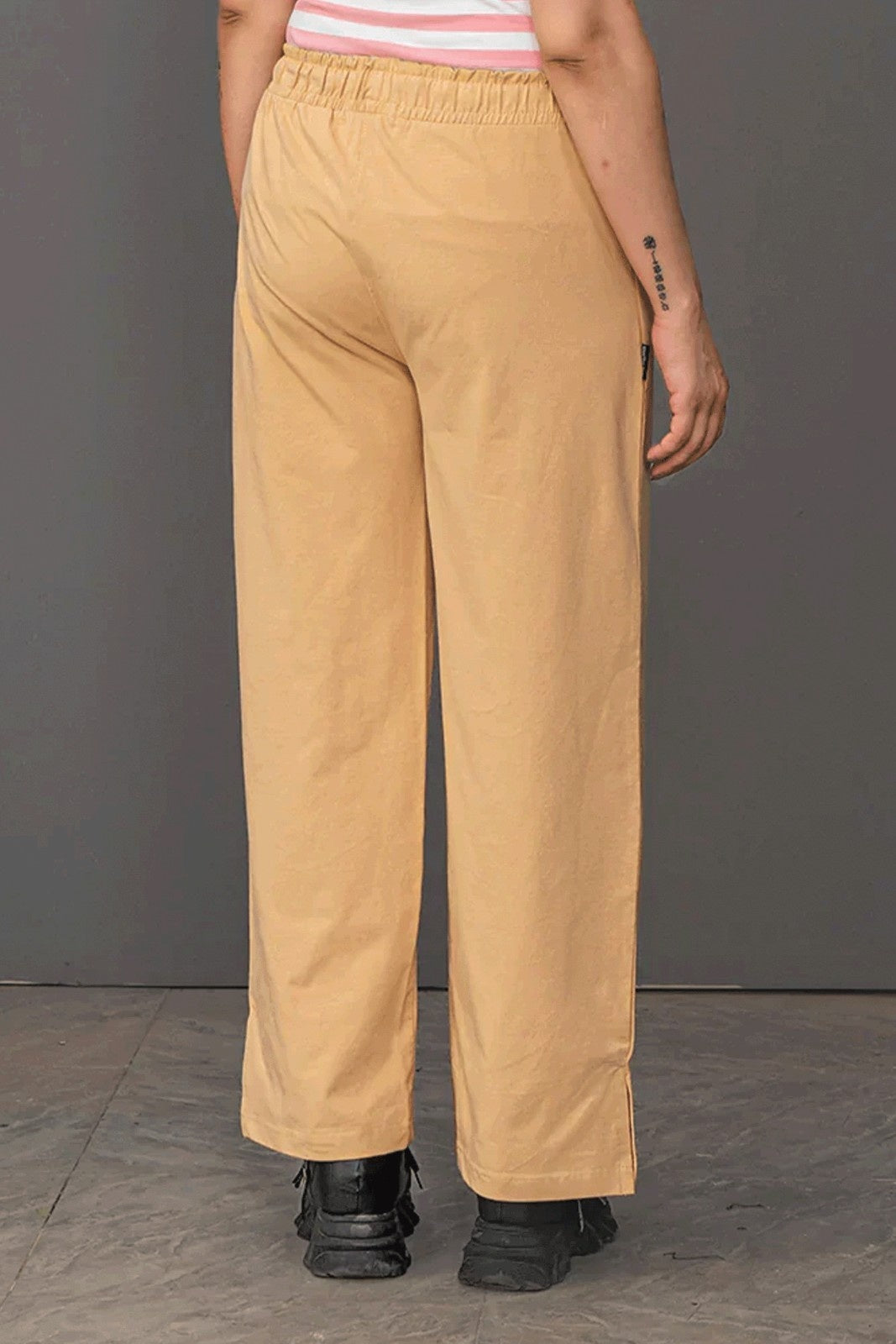 Women Trouser Wide Leg - Latte