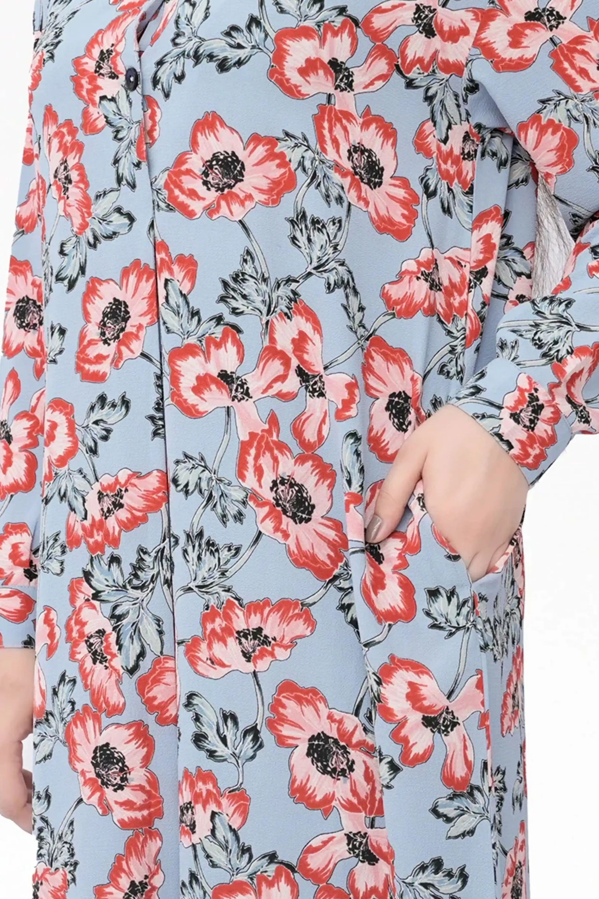 Women’s maxi dress with pink flowers