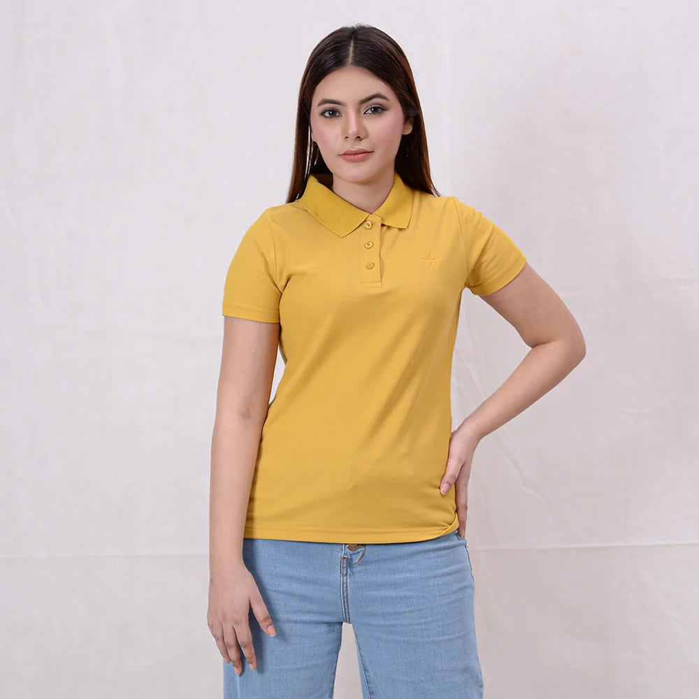 Yellow polo shirt in high-quality cotton fabric