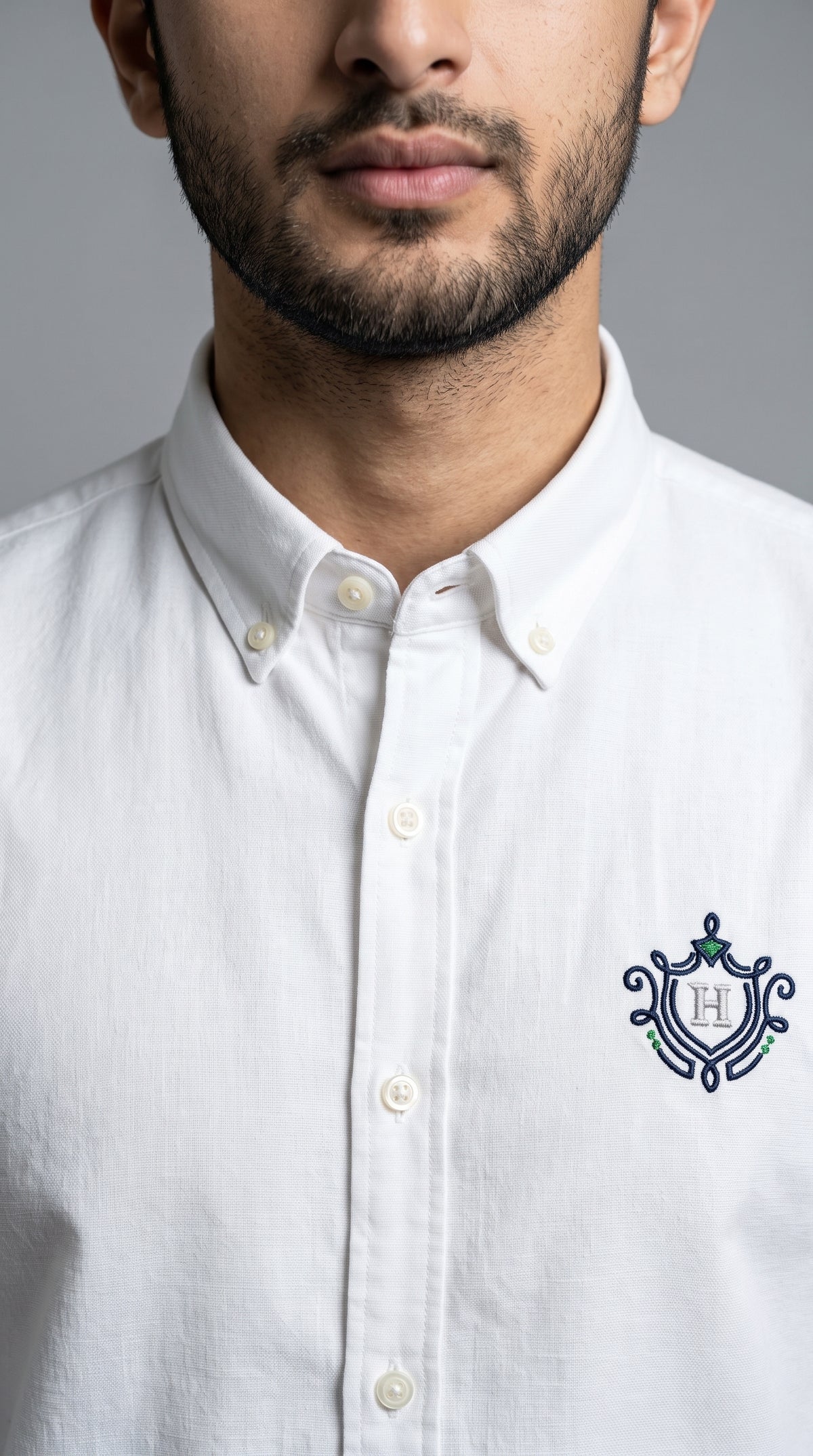 Men's Classic White Long-Sleeve Button-Down Shirt