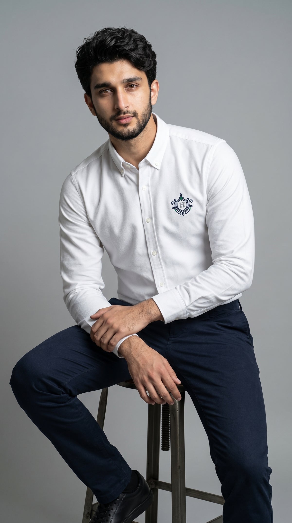 Men's Classic White Long-Sleeve Button-Down Shirt